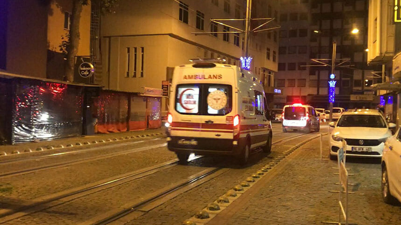 Barlar Sokağı’nda olaylı gece! 1 kişi bıçaklandı