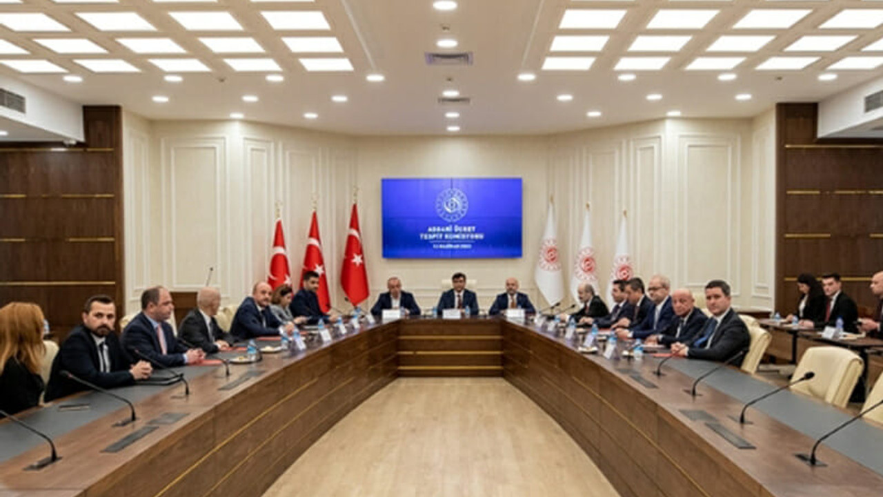 Asgari ücrette ikinci raund! Saat 10.00'da buluşacaklar