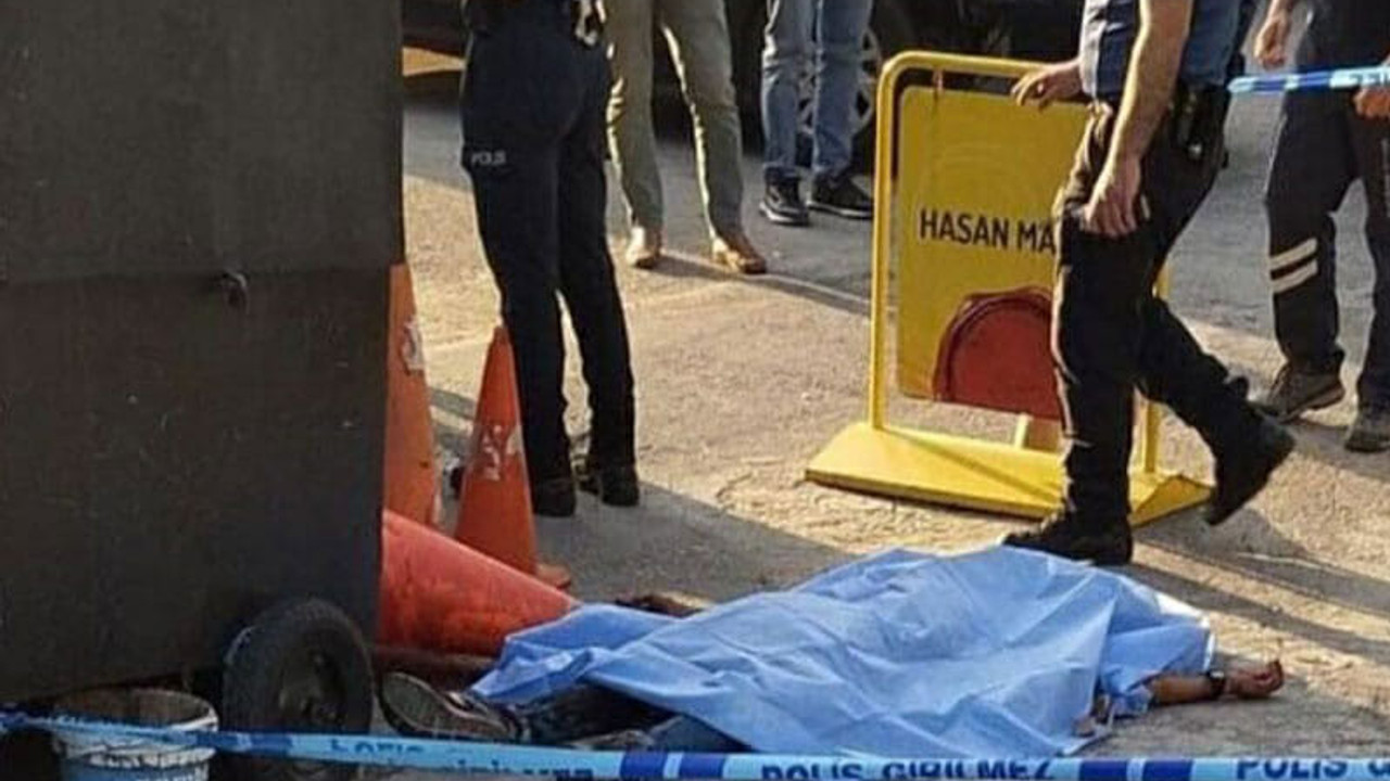 Boğazından bıçaklanan genç öldü