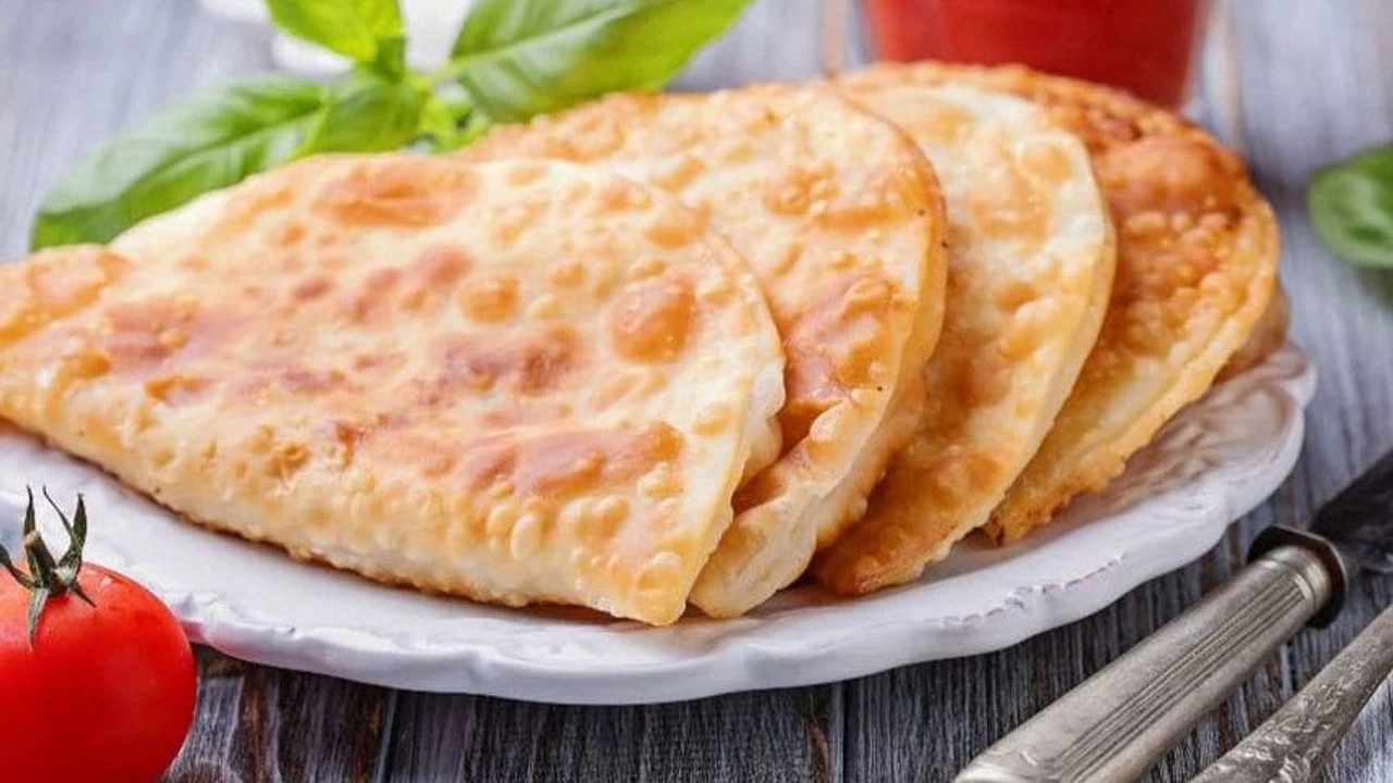 “Çiğ börek” mi, “çibörek” mi?