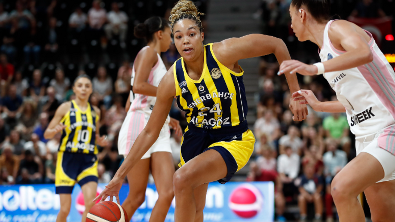 Fenerbahçe, FIBA Kadınlar Süper Kupa'yı kazandı