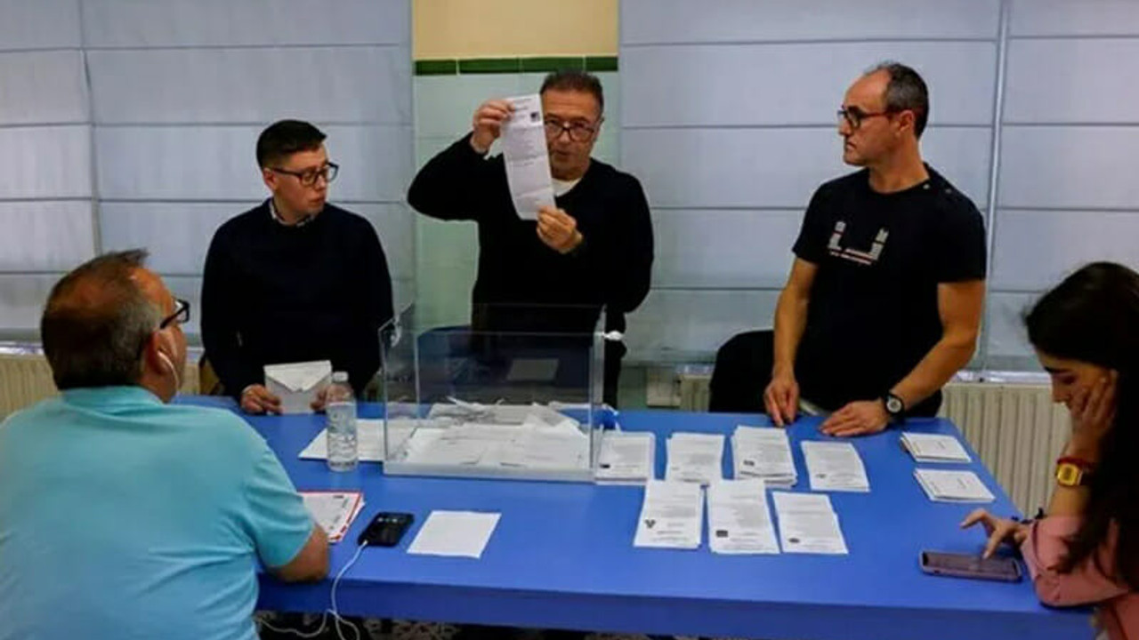 İlginç seçim! 5 belediye başkanı yazı turayla belirlendi