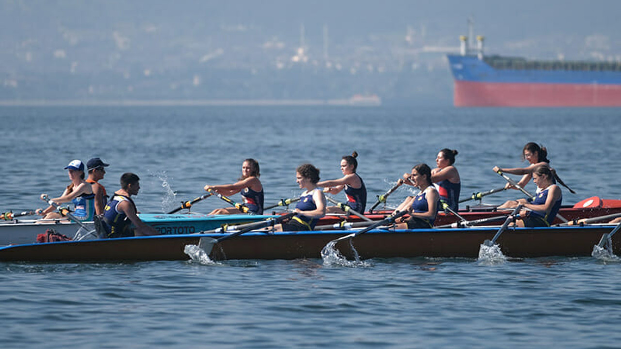 Seka Park'ta deniz küreği heyecanı sona erdi!