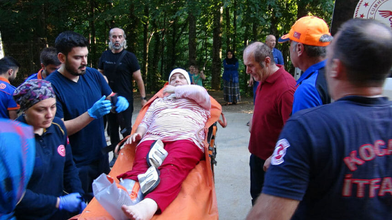 Doğa harikası şelaleyi görmek isterken ölümden döndü!