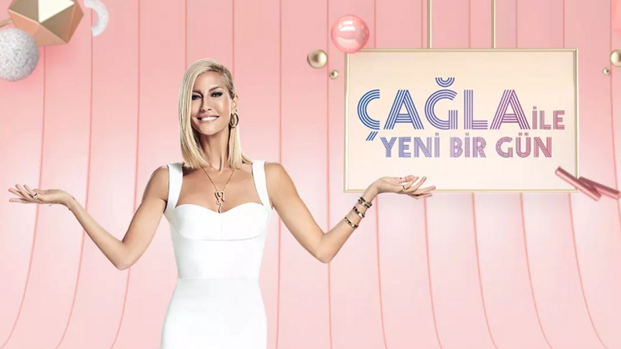 FOX TV Çağla Şıkel Bugünkü Programı Neden Yok? Çağla Şıkel Programı Neden Yok? Çağla İle Yeni Bir Gün Bitti Mi?