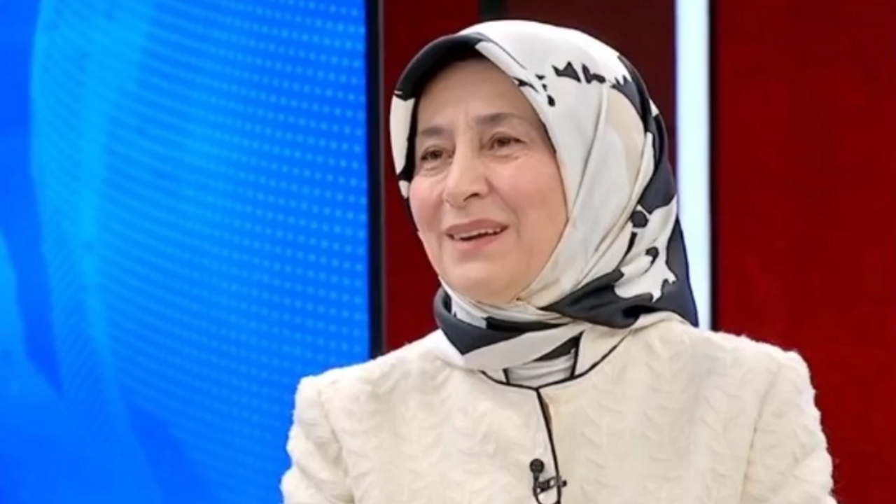 Sare Davutoğlu kimdir? FOX Çalar Saat konuğu Sare Davutoğlu kaç yaşında, nereli?