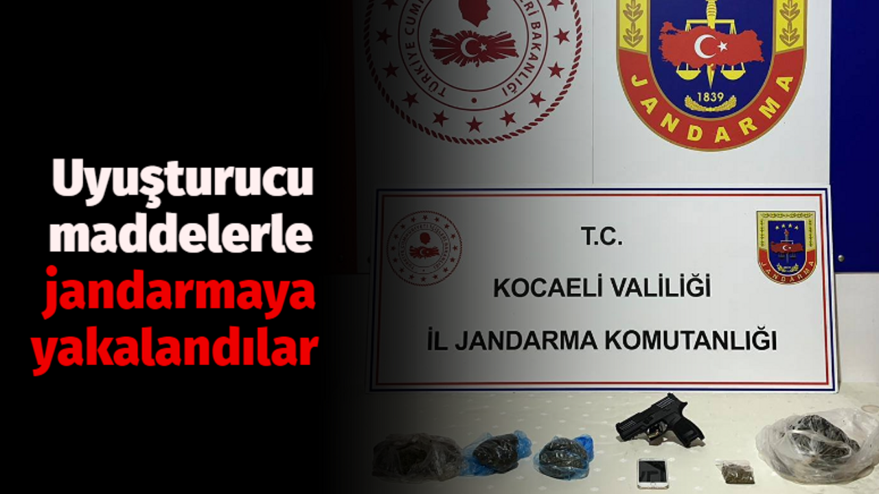 Uyuşturucu maddelerle jandarmaya yakalandılar