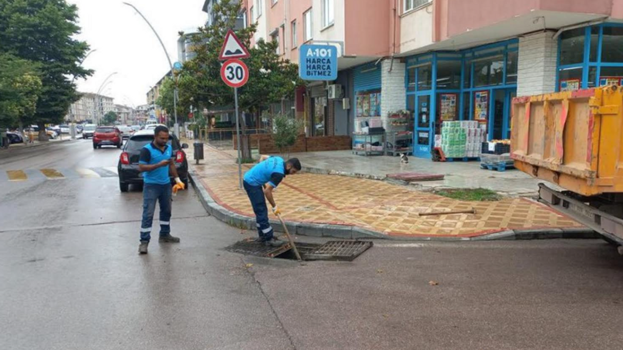 Büyükşehir, sağanak yağış öncesi teyakkuza geçti