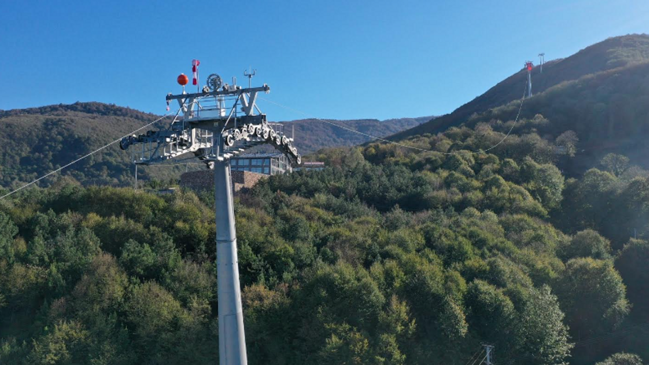 İlklerin teleferiğine haberleşme hattı