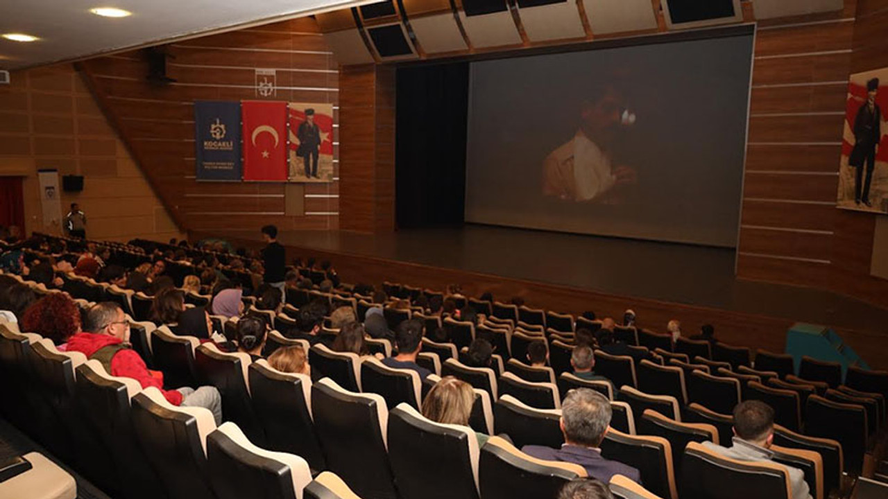 Büyükşehir, Büyük Önder Atatürk'ü özel film gösterisi ile andı