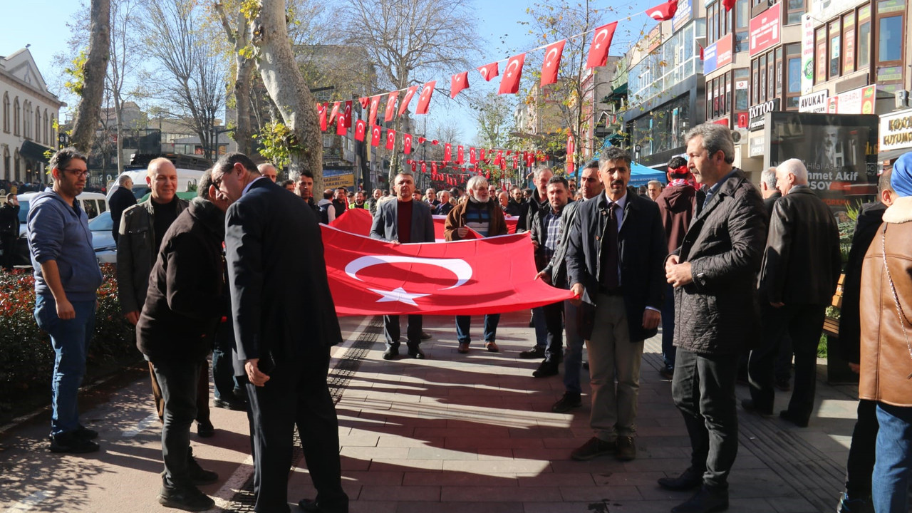 Şehitlerin ismi hep bir ağızdan okundu, terör lanetlendi