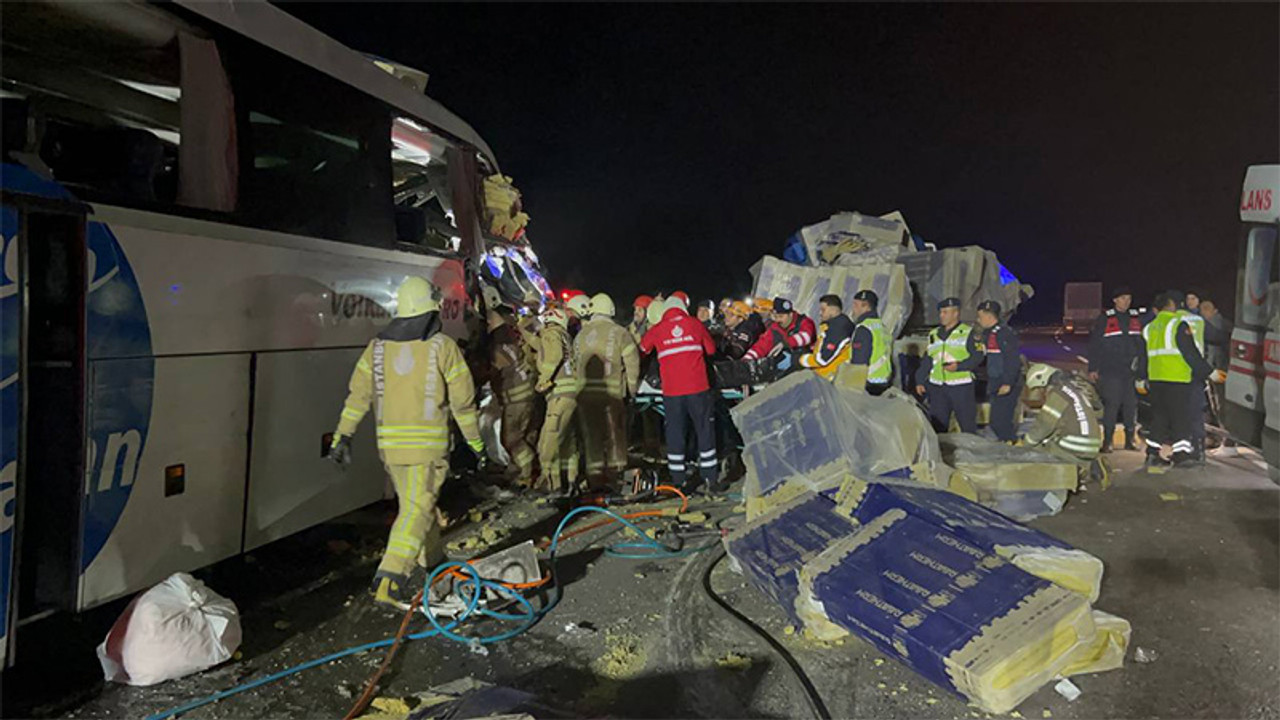 İstanbul'daki katliam gibi kazada 1 kişi öldü, 31 kişi yaralandı