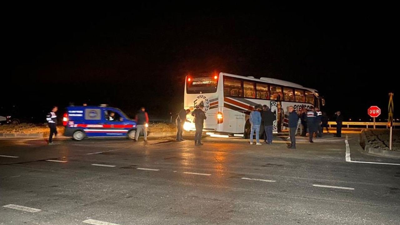 Yolcuların içinde olduğu otobüse ateş açıldı