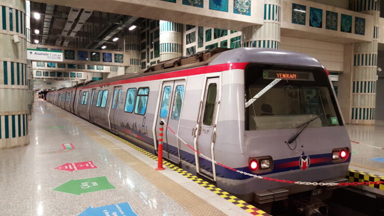 Yenikapı Metro'da İntihar!