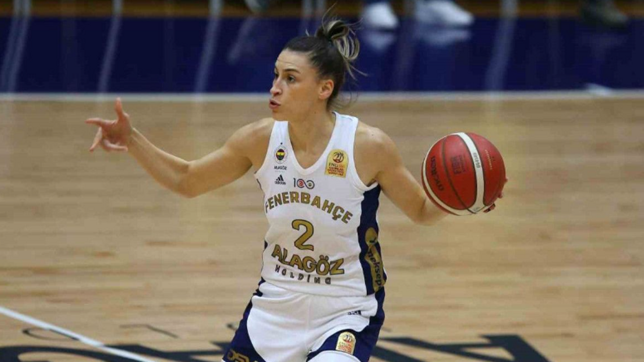 Kupada ilk yarı finalist Fenerbahçe “96-57”