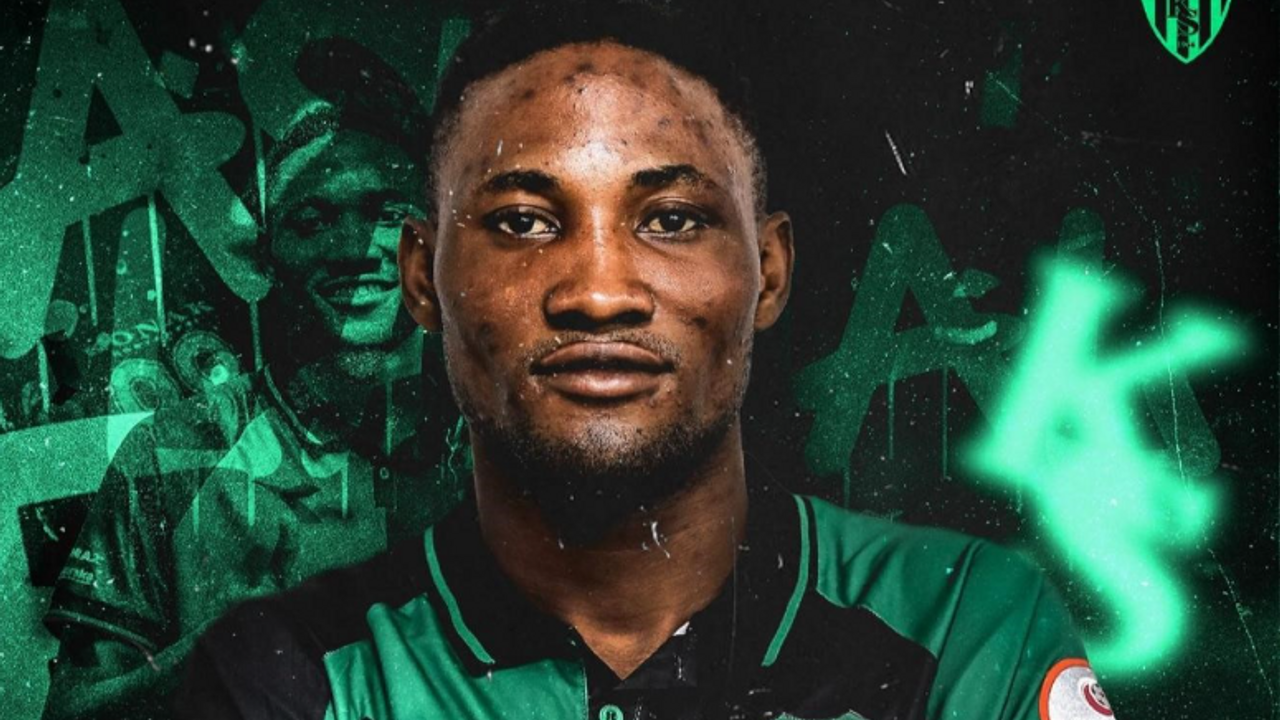 Kocaelispor, Emmanuel Lawal’ı renklerine bağladı