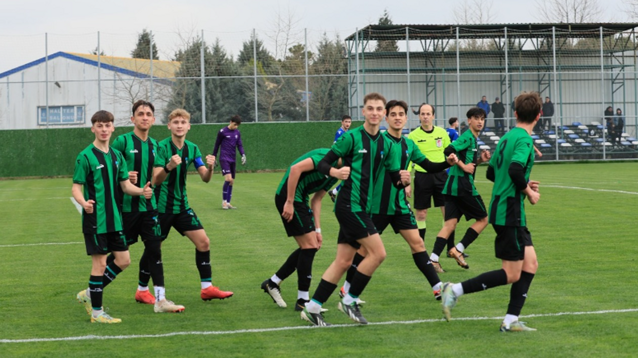 Kocaelispor U-17 parlıyor! “2-1”