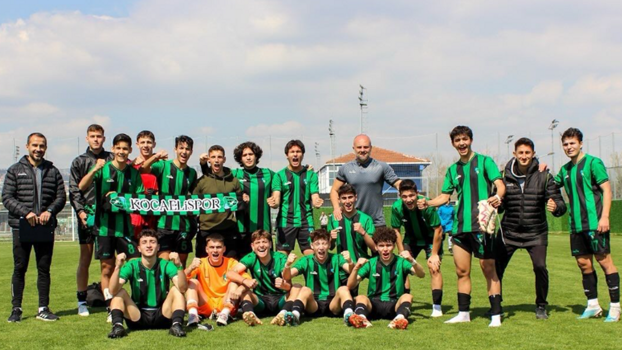 Kocaelispor U-19 haftaya şampiyonluk maçına çıkacak! “0-2”