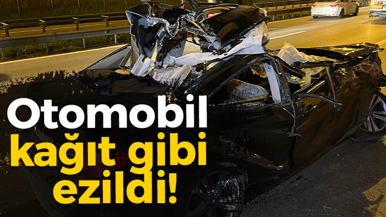 Otomobil kağıt gibi ezildi!