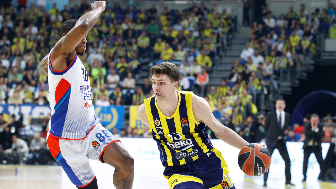 Anadolu Efes "Devam" dedi! "80-82"