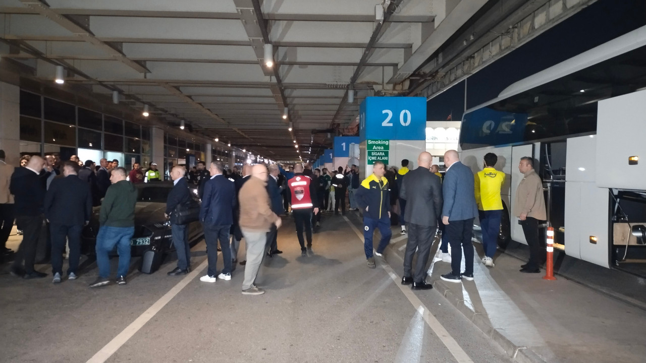 Fenerbahçe'yi taraftar coşkuyla karşıladı