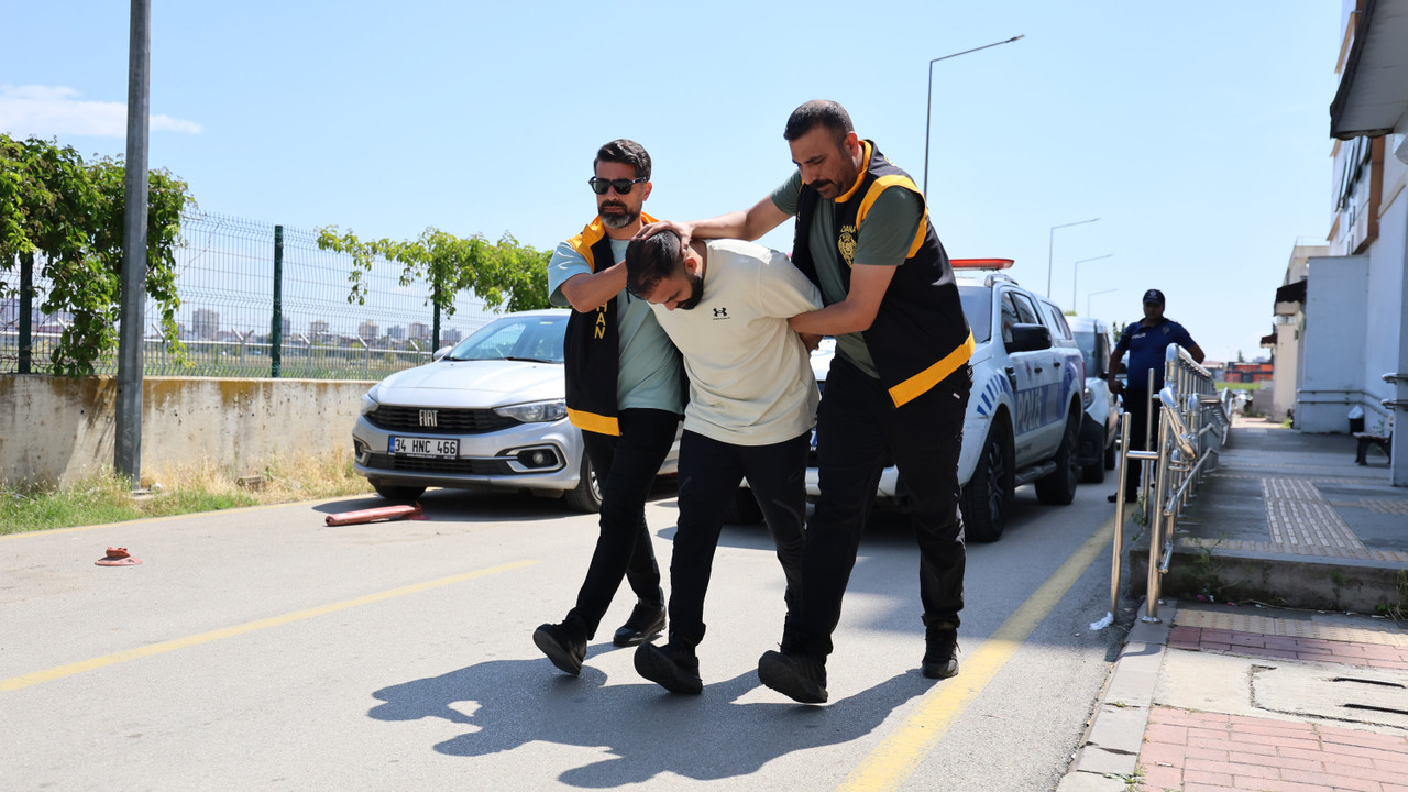 Kırmızı bültenle aranan 'Kürt Tilkisi' bakın nerede yakayı ele verdi