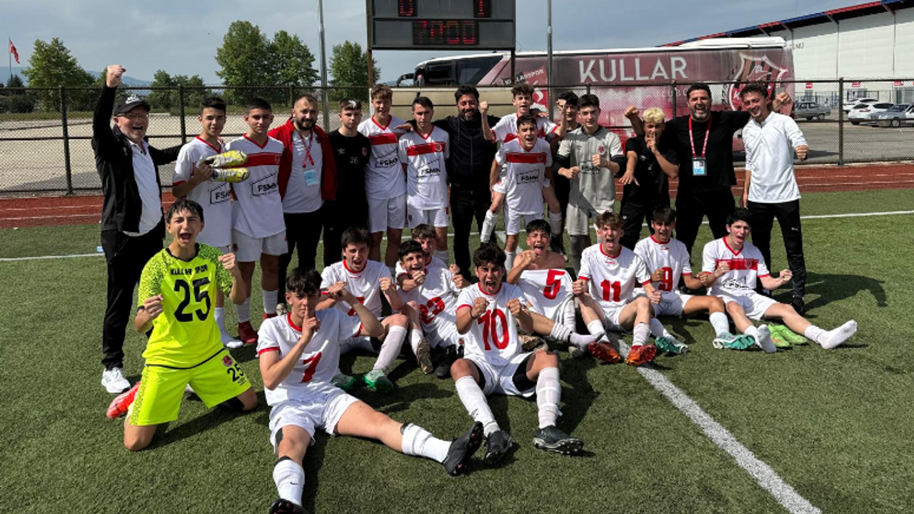 Kullarspor U-15 gururla sunar!