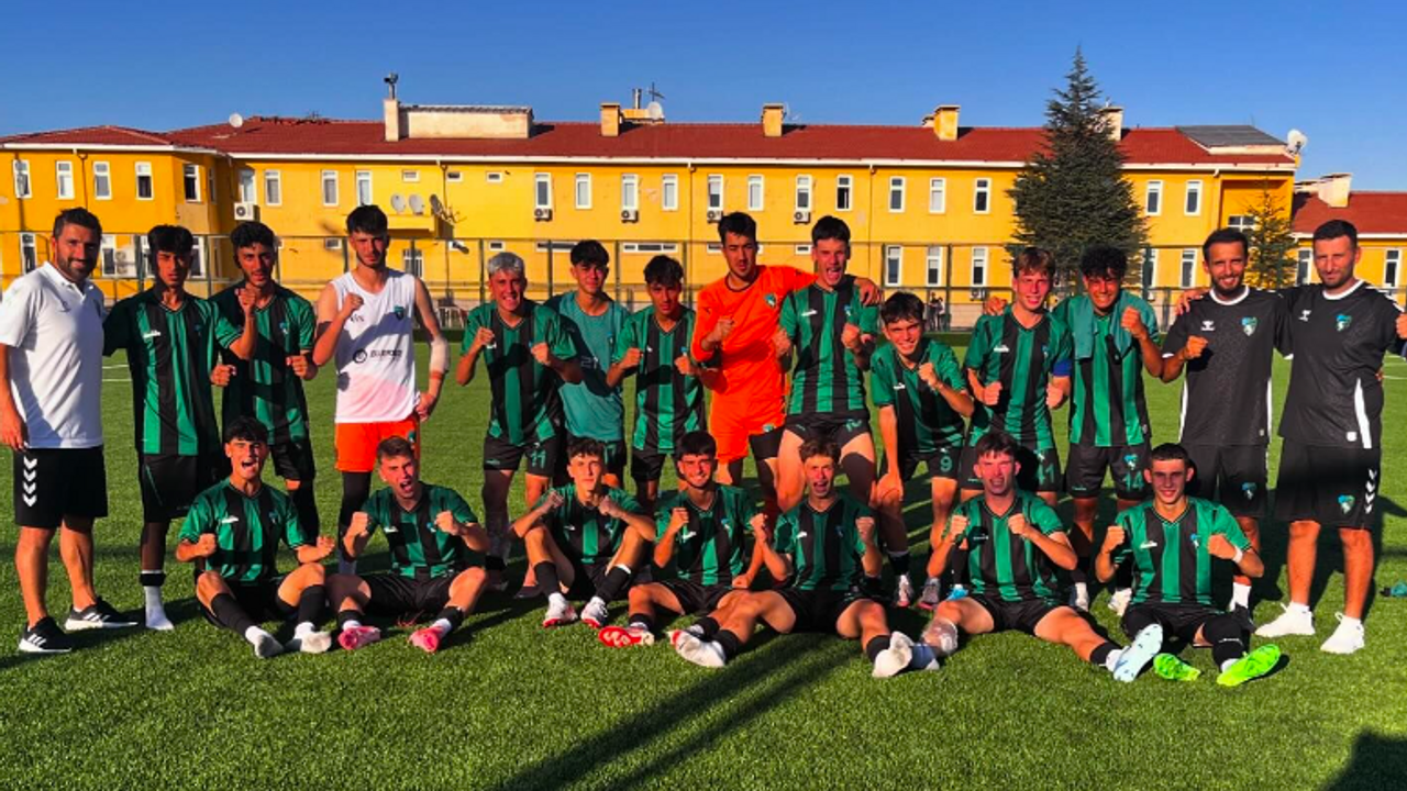 Kocaelispor U-17 3 puanı 3 golle aldı! “1-3”