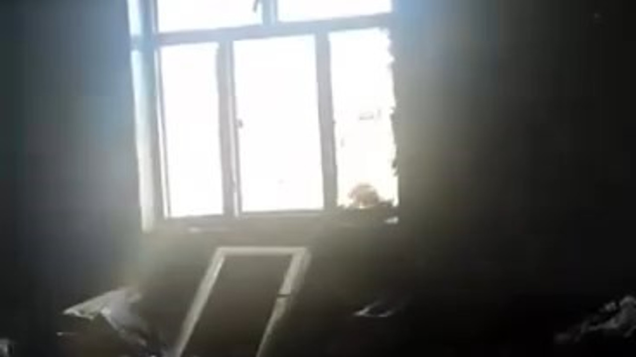 Aldatıldığını öğrendi, gözü döndü! Evi ateşe verdi