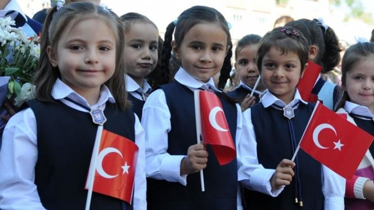 Öğrencilerin sınav saati kaldırıldı