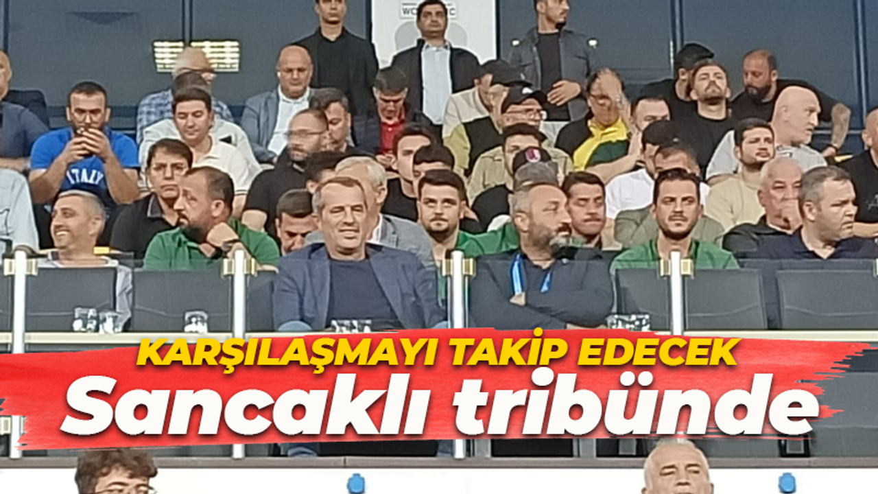 Saffet Sancaklı, Kocaelispor'un İstanbulspor karşılaşmasında tribündeki yerini aldı