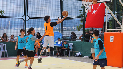 Şölene dönüşen sokak basketbolu turnuvası tamamlandı