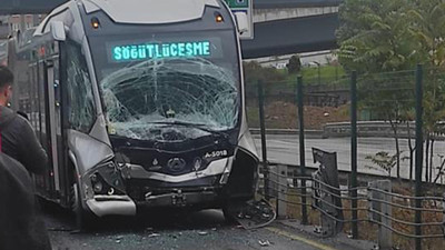 İstanbul'da metrobüs kazası