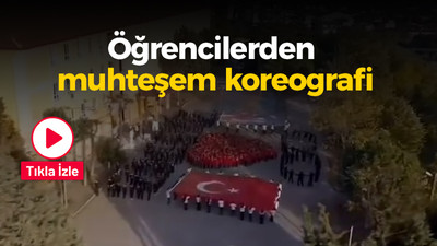 Öğrencilerden muhteşem koreografi