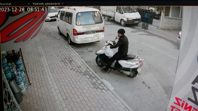 Antalya'da anahtarı üzerinde bırakılan motosiklet çalındı