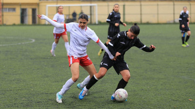 Bizim kızlar lideri salladı, yıkamadı! “0-2”