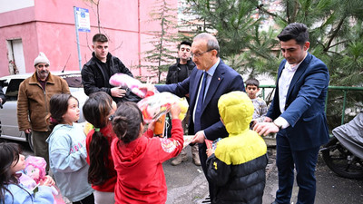 Vali Yavuz yoksul aileleri ziyaret etti