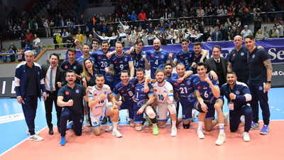 CEV Volleyball Cup'da Arkas Spor galip geldi