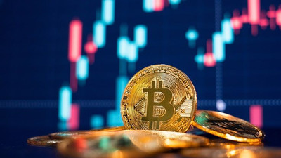 İslam Memiş'ten Bitcoin Yatırımcılarına Önemli Uyarılar: %20'lik Düşüşe Aldanmayın!