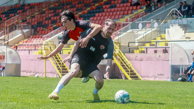 Gölcükspor arayı genç takımla maç yaparak geçirdi "Haber ve Foto Galeri Birlikte"