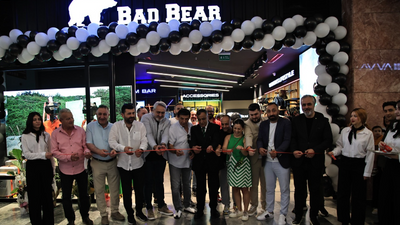 Bora Savaş, Bad Bear’i açtı