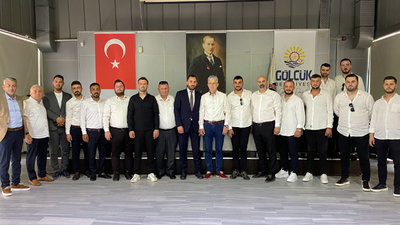 Gölcükspor’da yeni yönetim basınla tanışıyor