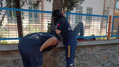 Okulda gizemli ölüm! Duvarın kenarında ölü bulundu