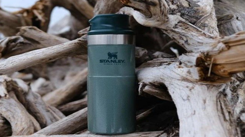 Stanley Termos Kimin Malı? Stanley Advanture Vakumlu Paslanmaz Çelik Termos 1.3 L