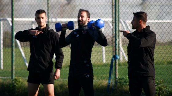 Gölcükspor, Antalya’da güç depoluyor