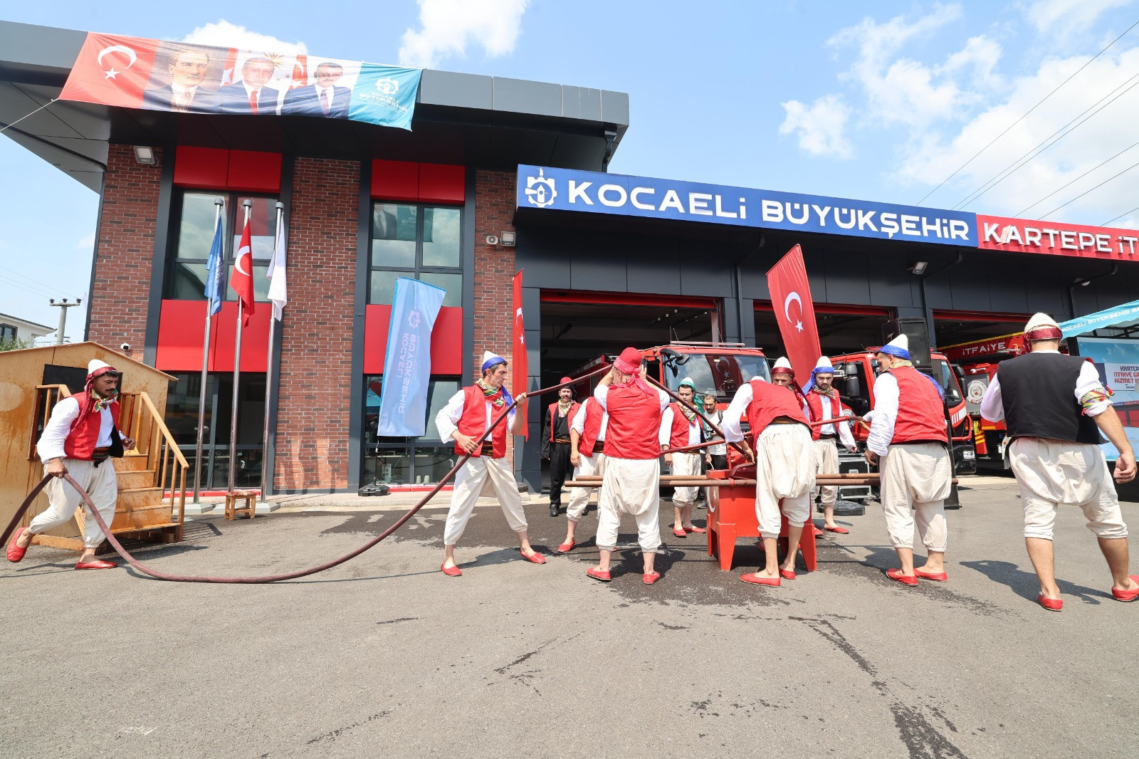 Kartepe’ye yeni itfaiye binası - Resim : 5