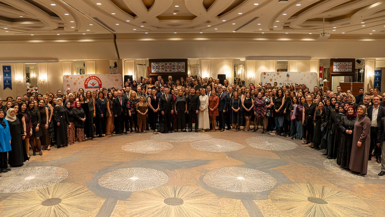 Ali Korkmaz: Bir kurumun temeli ne kadar sağlam olursa olsun onu ayakta tutan güç öğretmenlerindir - Resim : 1